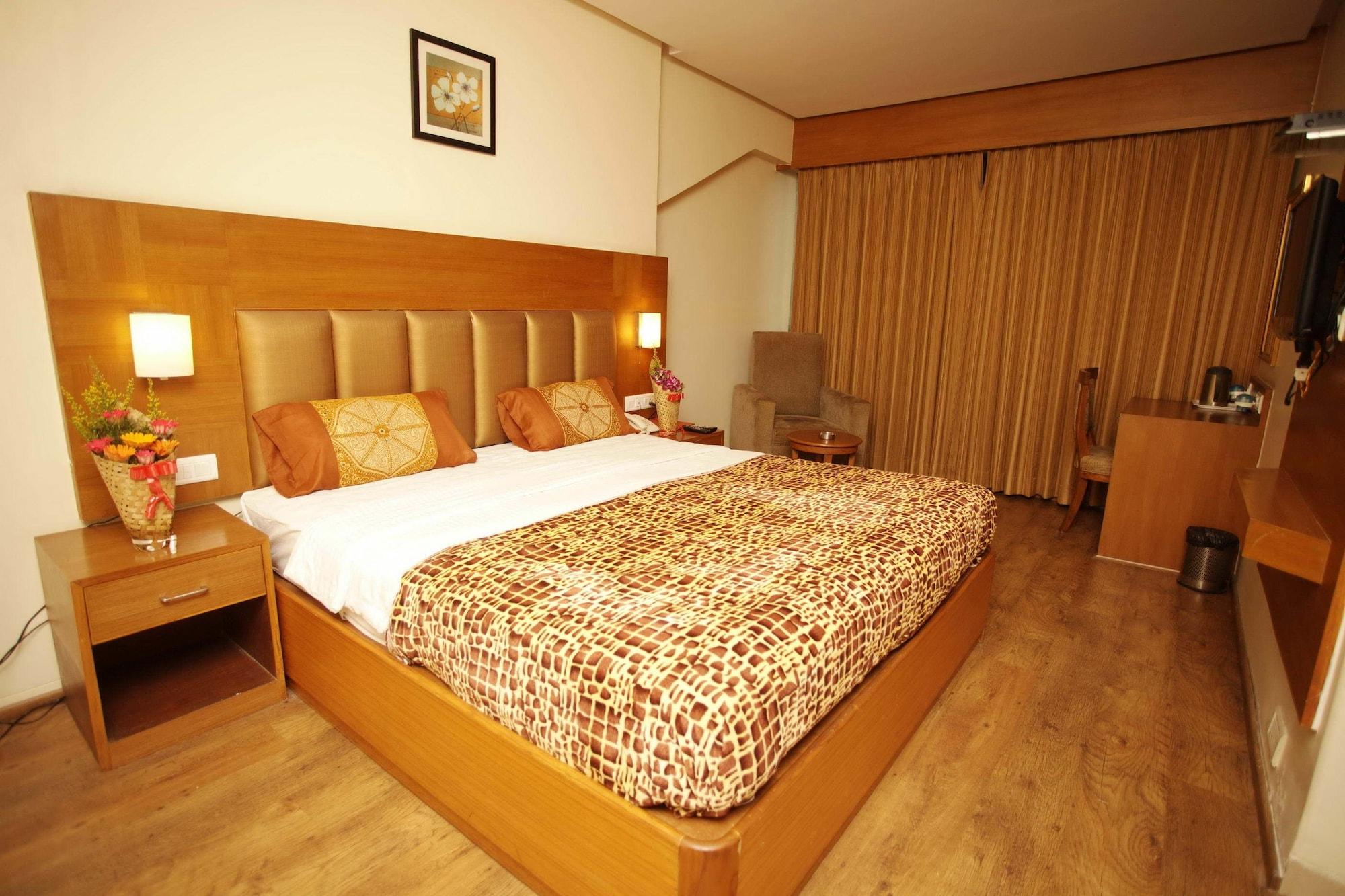 The Caliph Hotel, Mumbai Near Powai Lake Exteriér fotografie